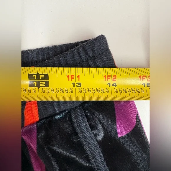 Rare Aviator Nation Velvet Shorts - Picture 11 of 12